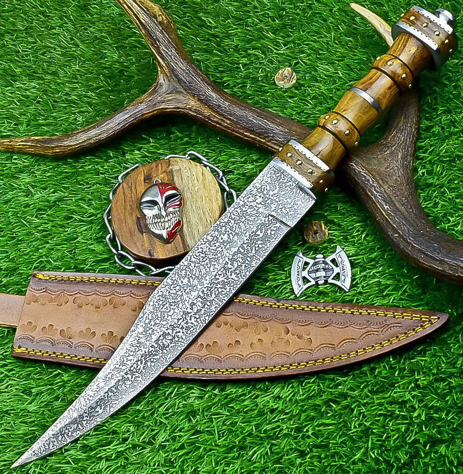 18.5" Custom Hand forged J2 Steel Blade , Engraved Bowie Knife – Natural Wood Handle | Hand-Forged Collectible Knife