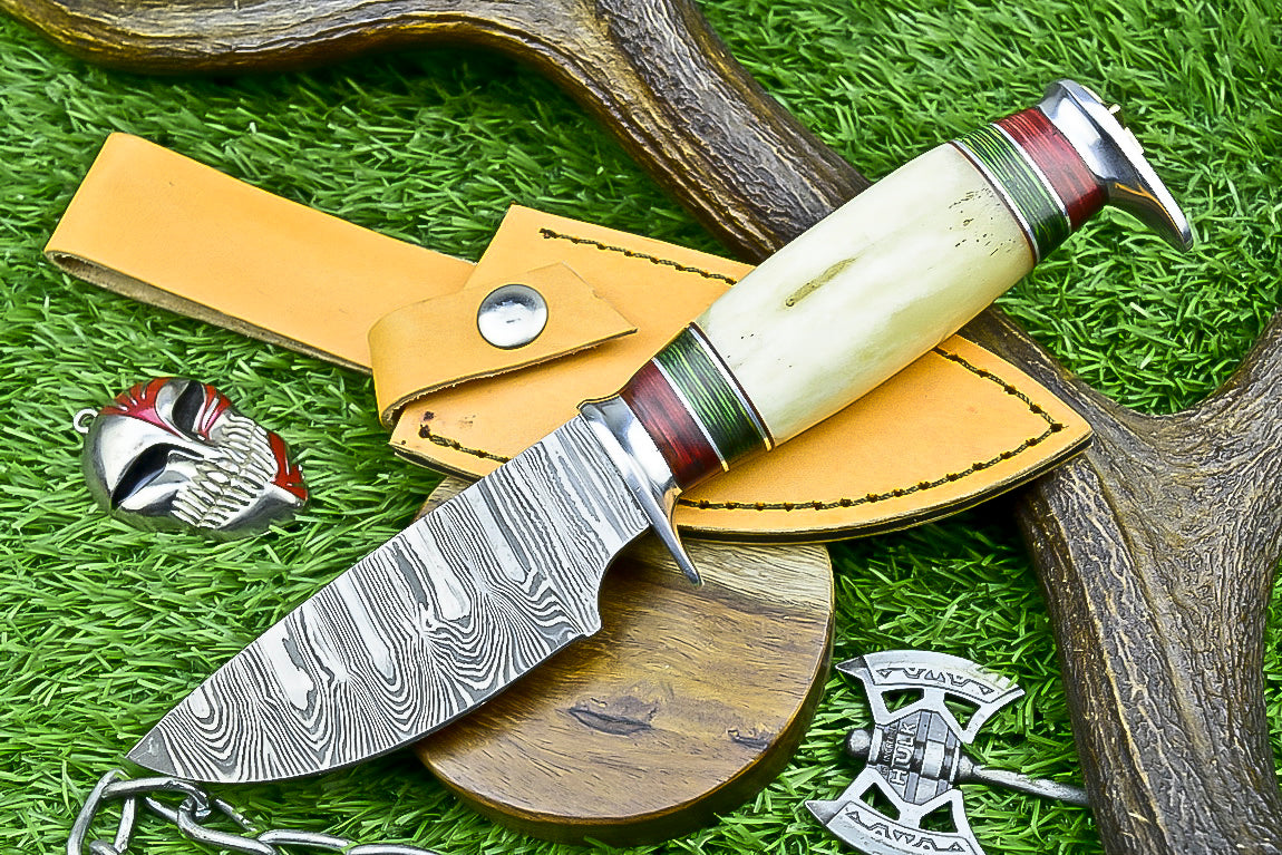 Hand-Forged Custom Damascus Steel Bowie Knife with Etched Blade and Composite Handle | UN-8551
