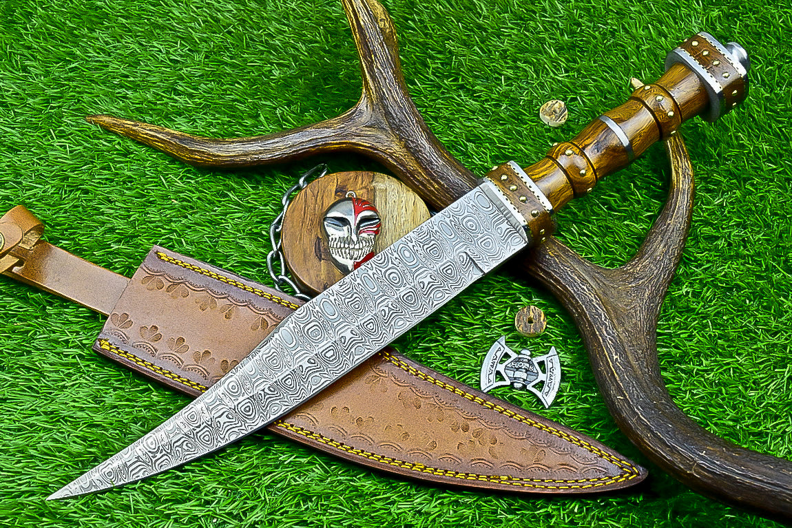 18.5" Custom Hand forged J2 Steel Blade , Engraved Bowie Knife – Natural Wood Handle | Hand-Forged Collectible Knife | UN-9500