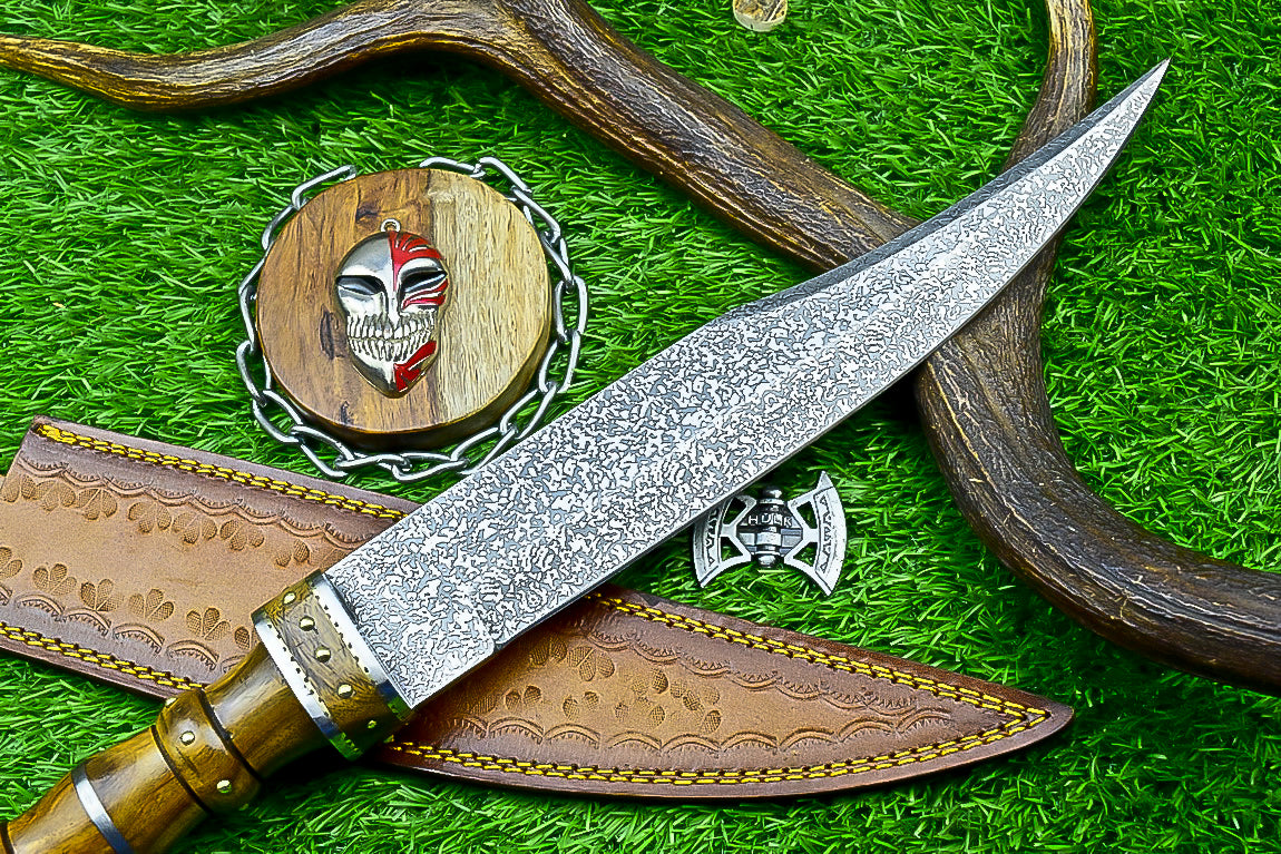 18.5" Custom Hand forged J2 Steel Blade , Engraved Bowie Knife – Natural Wood Handle | Hand-Forged Collectible Knife