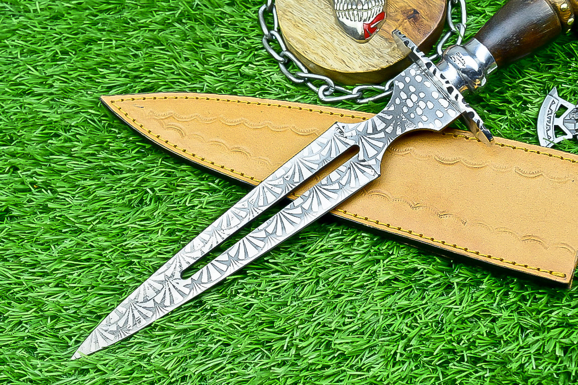 Damascus Steel Double Blade Fantasy Dagger with Leather Sheath and Bleach Mask Keychain | SN-794