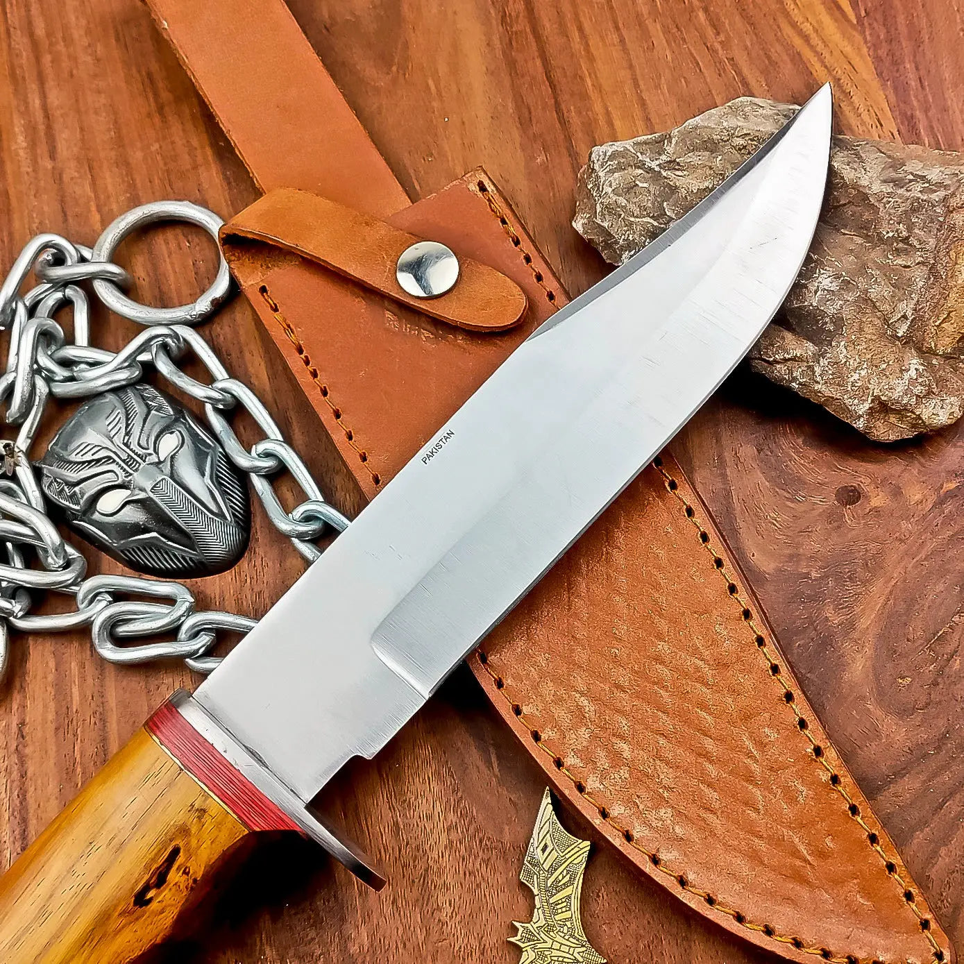 Damascus steel hunting knife SHKWORKS