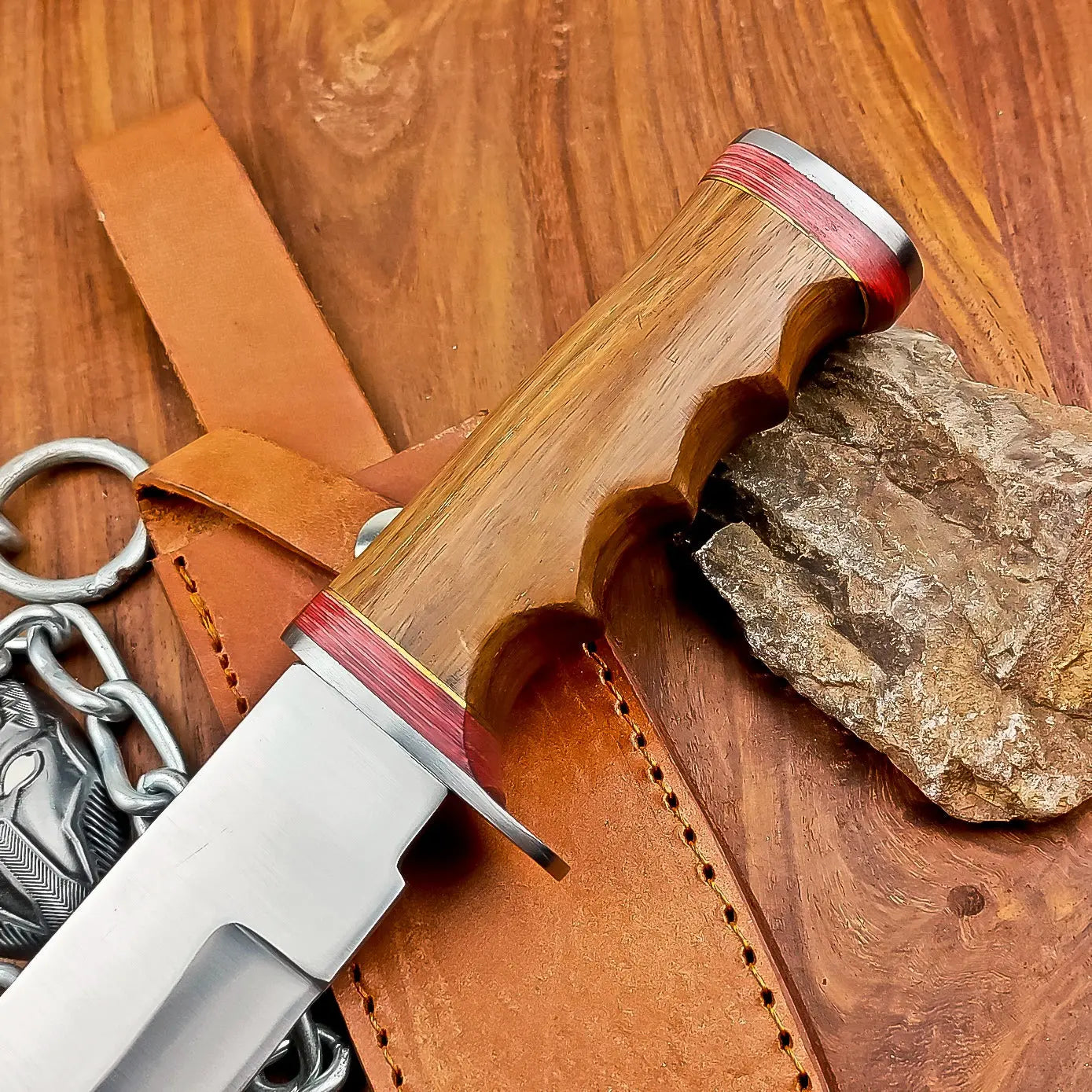 Damascus steel hunting knife SHKWORKS