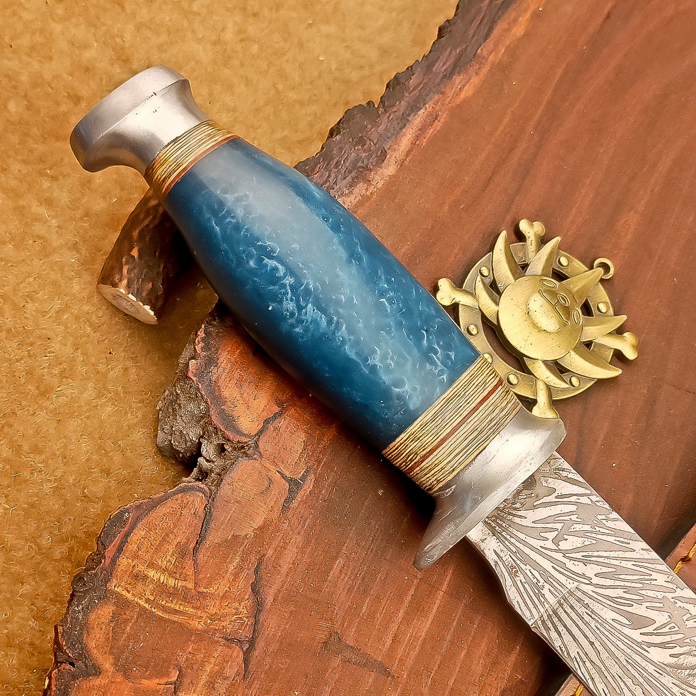 11" Custom Handmade J2 Steel Blade Hunting Knife, Bowie Knife W/Sheath EN-2828