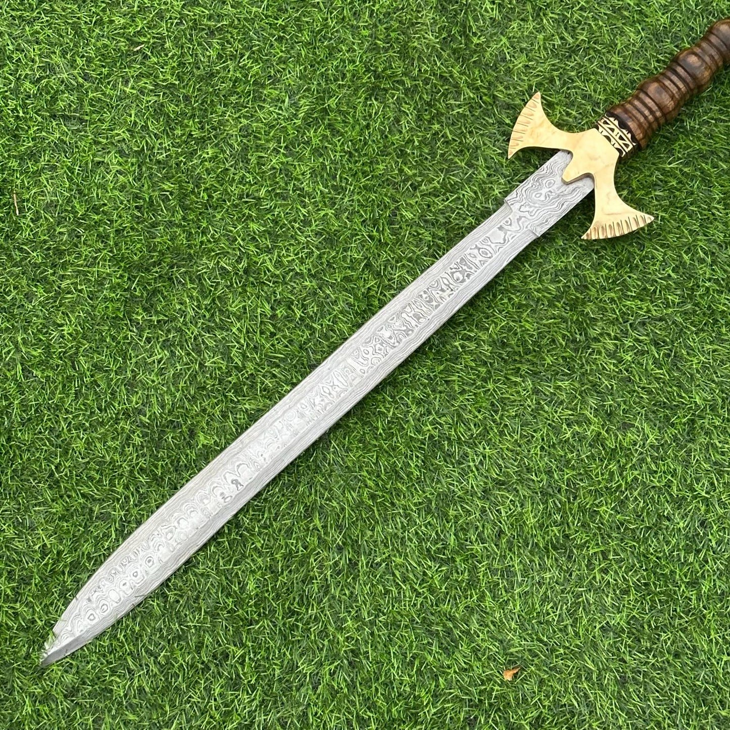 Beautiful Handmade Damascus Steel 30" Combat Hunting Sword , Long Sword, Double Edge Sword, Viking sword, Gift for Groomsmen, Wedding Gift.