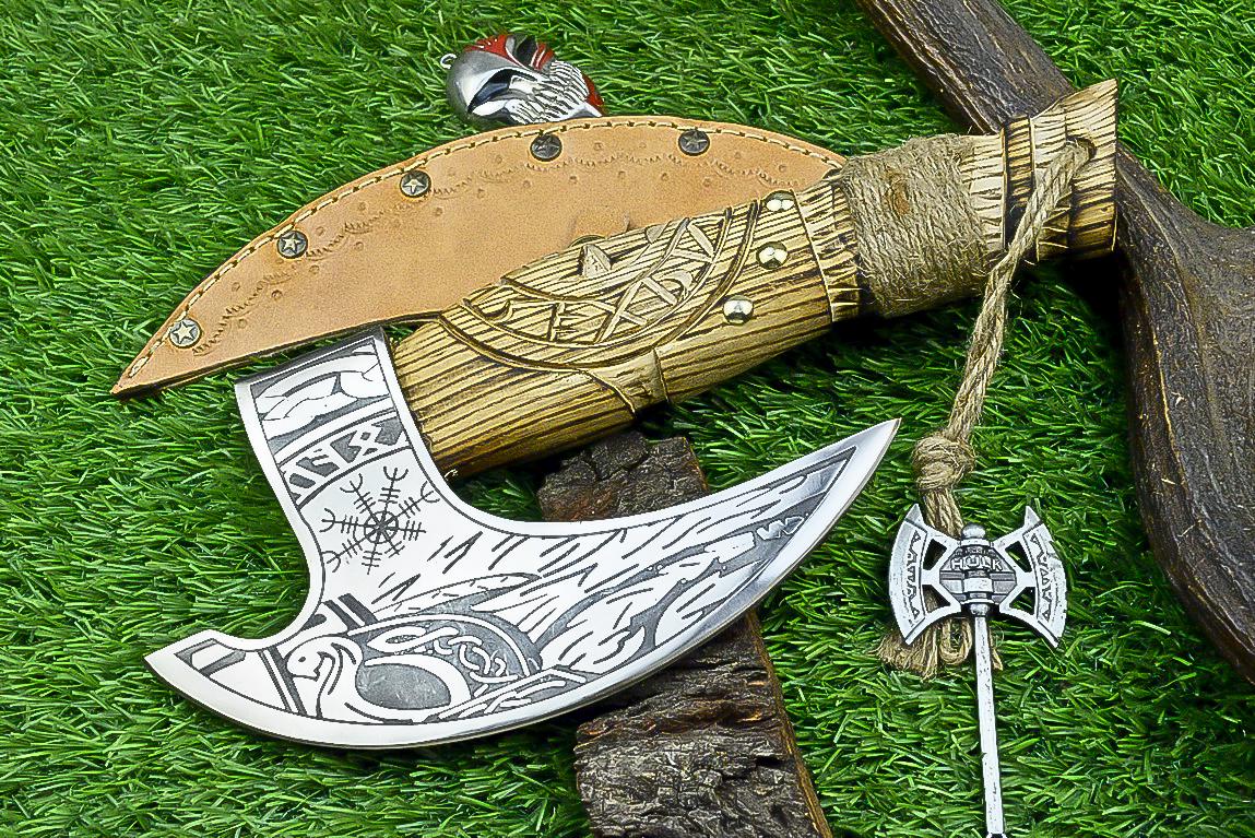 Superb Valentines gift Viking Pizza Cutter Axe, The Original custom hand forged pizza Axe Best gifts for her, Best Anniversary Gifts for Him