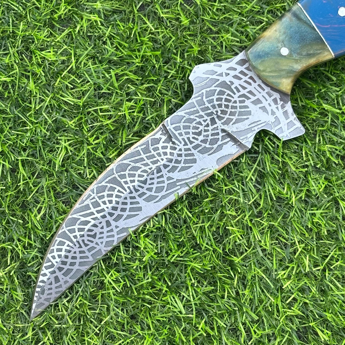Hunting Knife Handmade J2 Steel Etched Blade 11" Overall with Resin Handle & Leather Sheath for Camping Outdoor Collectors