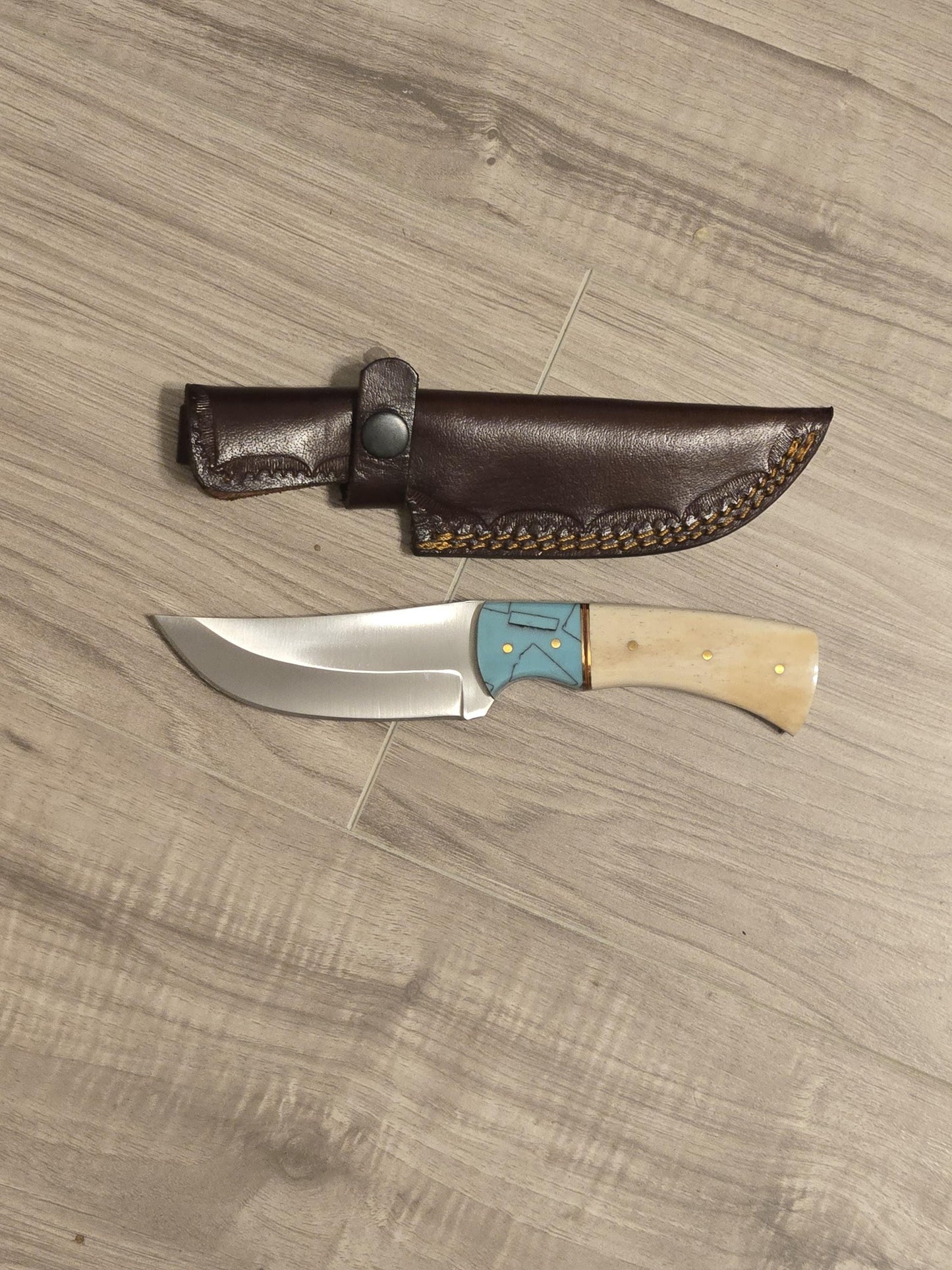 Hunting Knife Custom Handmade J2 Steel Skinner Knife – Perfect Gift for Boyfriend Husband, Birthday, Outdoor & Hunting Gear