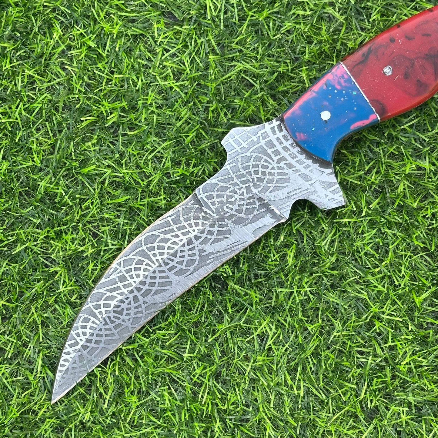 Handmade J2 Steel Etched Blade Hunting Knife – 11" Overall, Resin Handle, Leather Sheath, Perfect for Hunting, Camping, Outdoor & Collectors