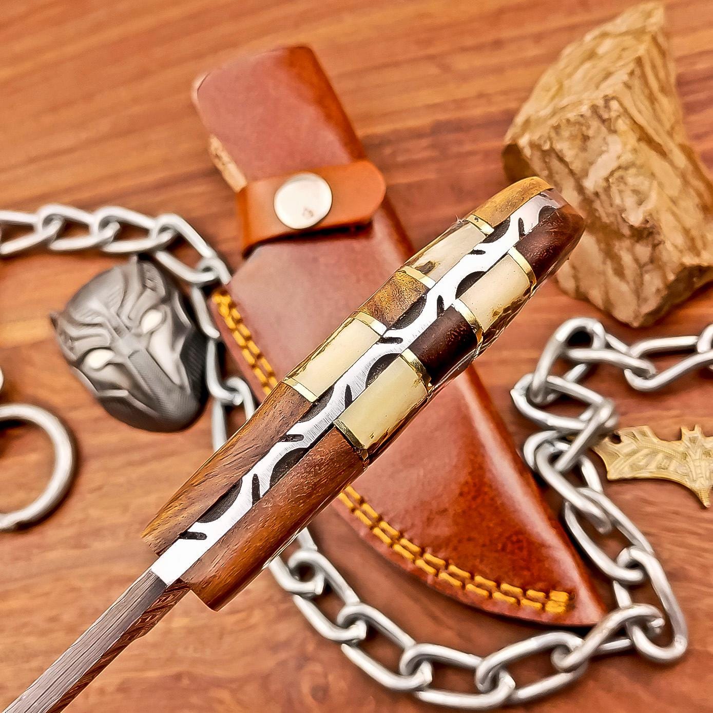 Handmade Damascus Steel Blade Hunting Knife - 8.5" Overall, Custom Skinning Knife, Leather Sheath Included