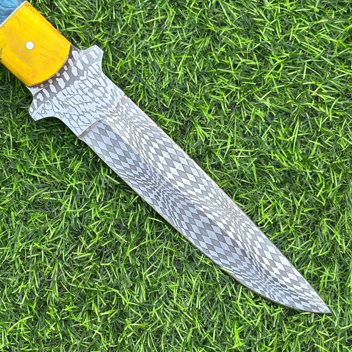 12" Handmade J2 Steel Etched Blade Bowie Hunting Knife – Resin Handle, Leather Sheath, Perfect for Hunting, Camping, Outdoor & Collectors