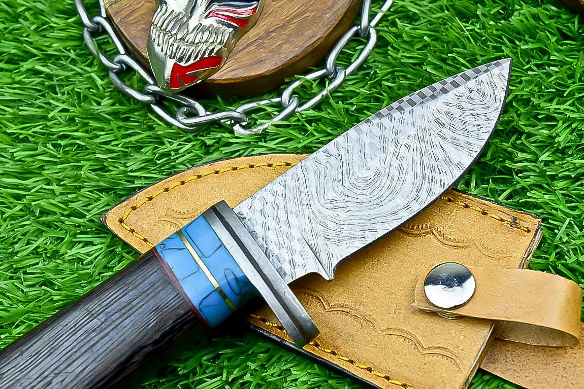 Handmade Damascus Steel Blade Hunting Knife 8.5" Overall, Skinning Knife, Leather Sheath, Perfect for Hunting, Camping, Outdoor & Collectors