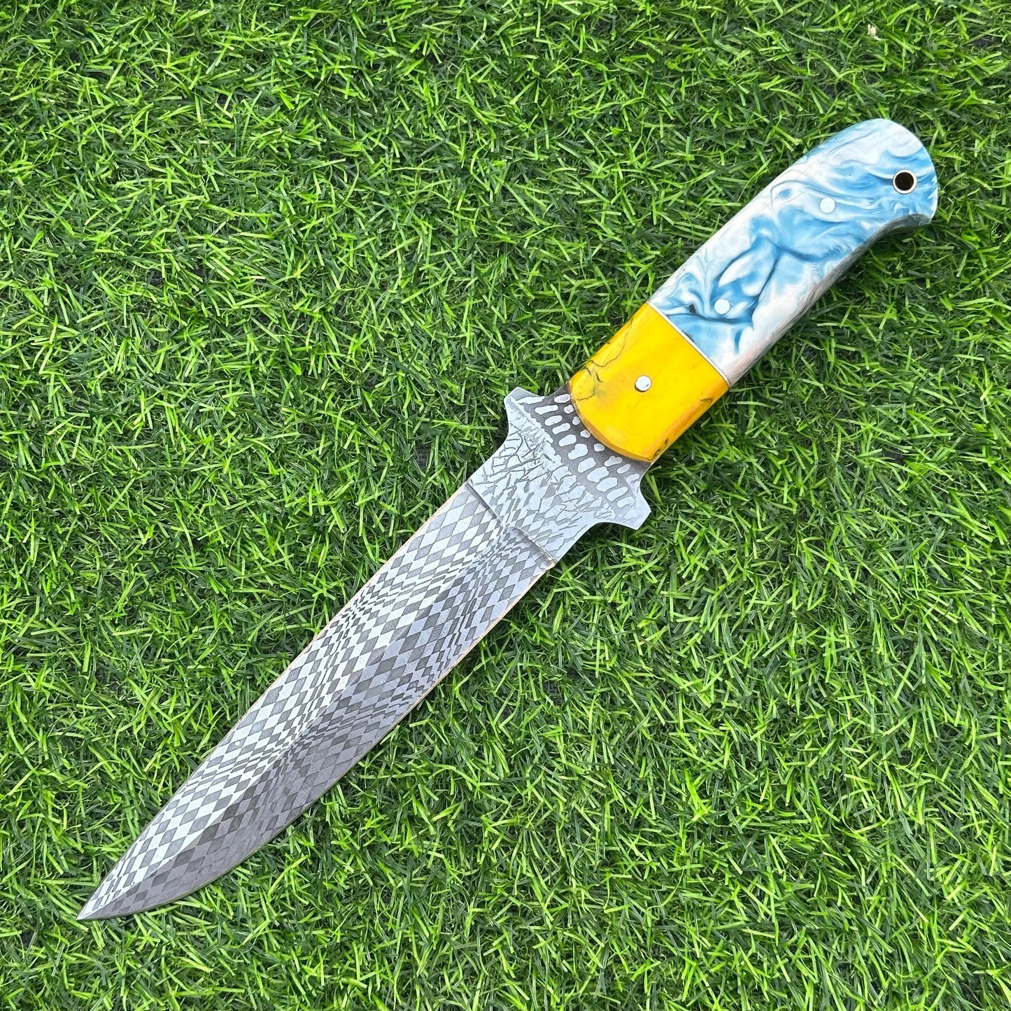 12" Handmade J2 Steel Etched Blade Bowie Hunting Knife – Resin Handle, Leather Sheath, Perfect for Hunting, Camping, Outdoor & Collectors