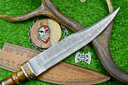 18.5" Custom Hand forged J2 Steel Blade , Engraved Bowie Knife – Natural Wood Handle | Hand-Forged Collectible Knife | UN-9500
