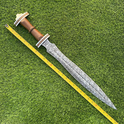 Handcrafted Collection of Full Tang Fixed Blade Knives & Short Swords with Premium Leather Sheaths